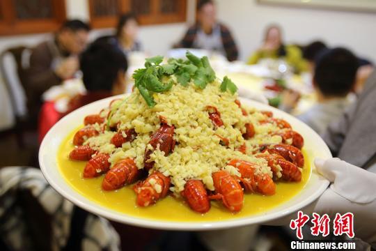 小龍蝦橫行德國柏林 政府鼓勵吃貨們大快朵頤！