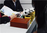 賣房留學月薪五千，出國到底值不值？